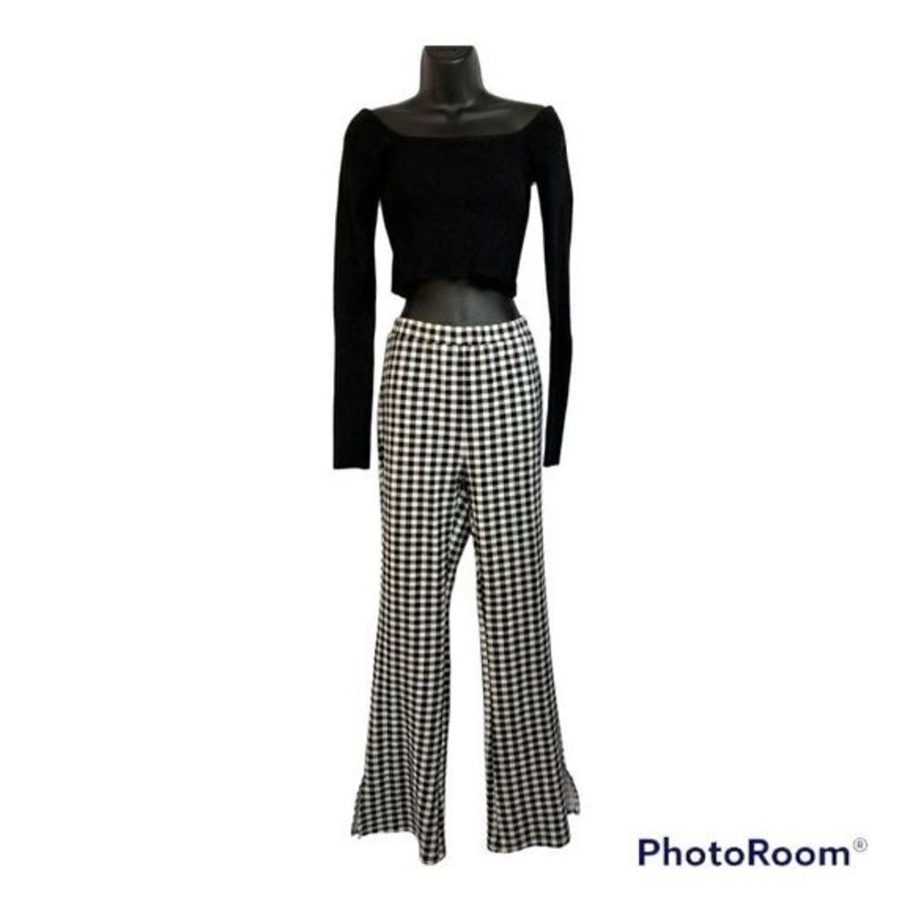 Forever 21 Black Midriff Long-sleeved Shirt